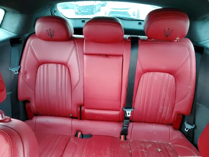 2022 MASERATI LEVANTE BASE  