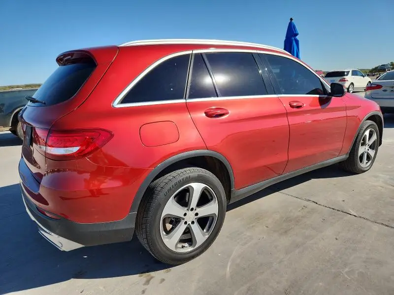 2016 MERCEDES-BENZ GLC 300  