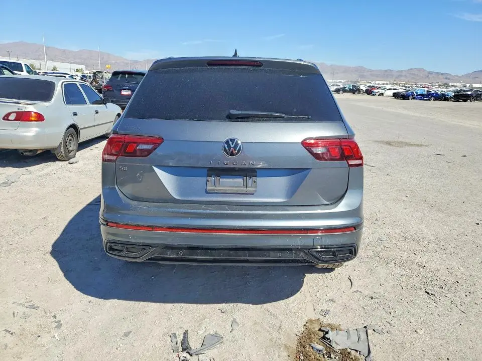 2022 VOLKSWAGEN TIGUAN SE R-LINE BLACK  
