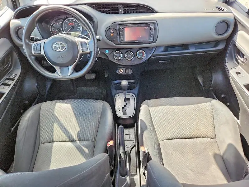 2017 TOYOTA YARIS 5-DOOR L FLEET  