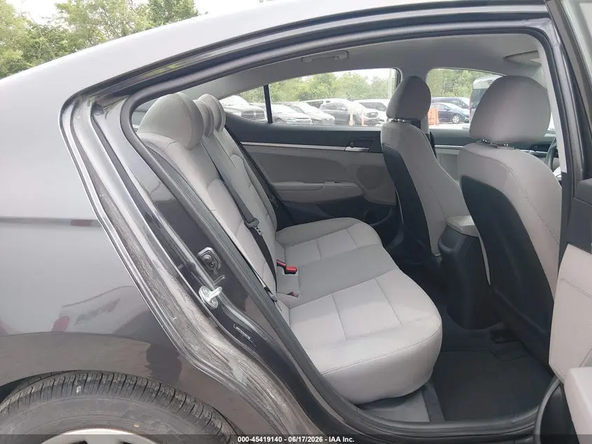 2020 HYUNDAI ELANTRA SE