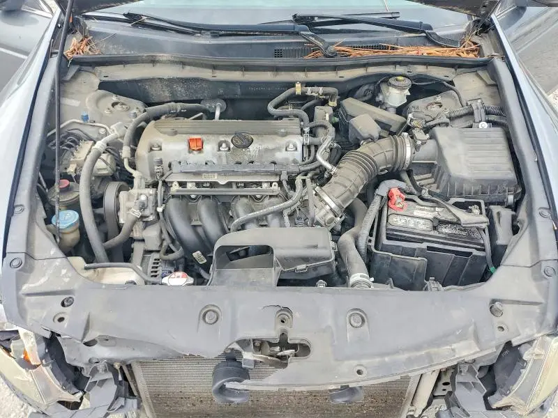 2011 HONDA ACCORD LXP  