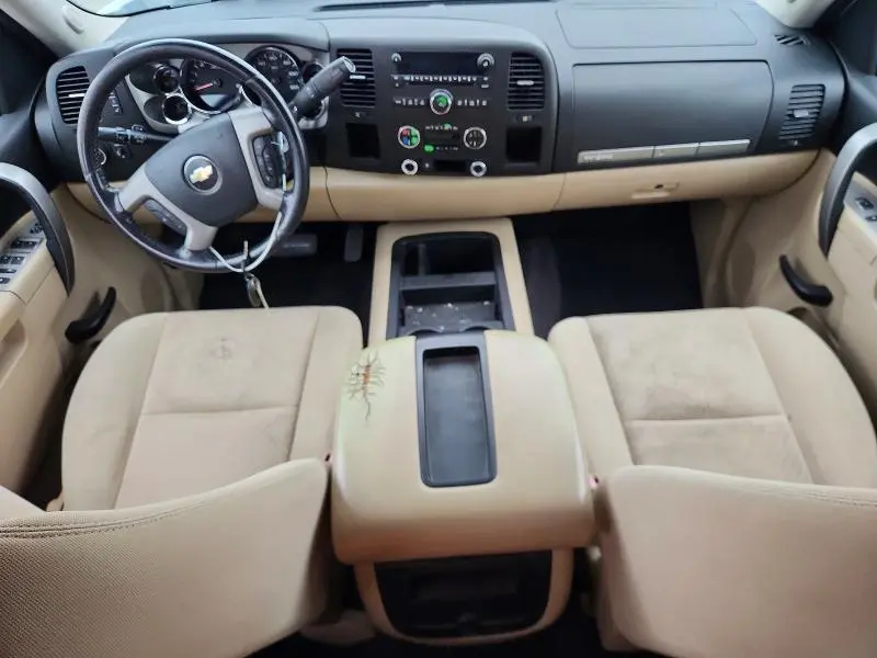 2011 CHEVROLET SILVERADO C1500 LT  