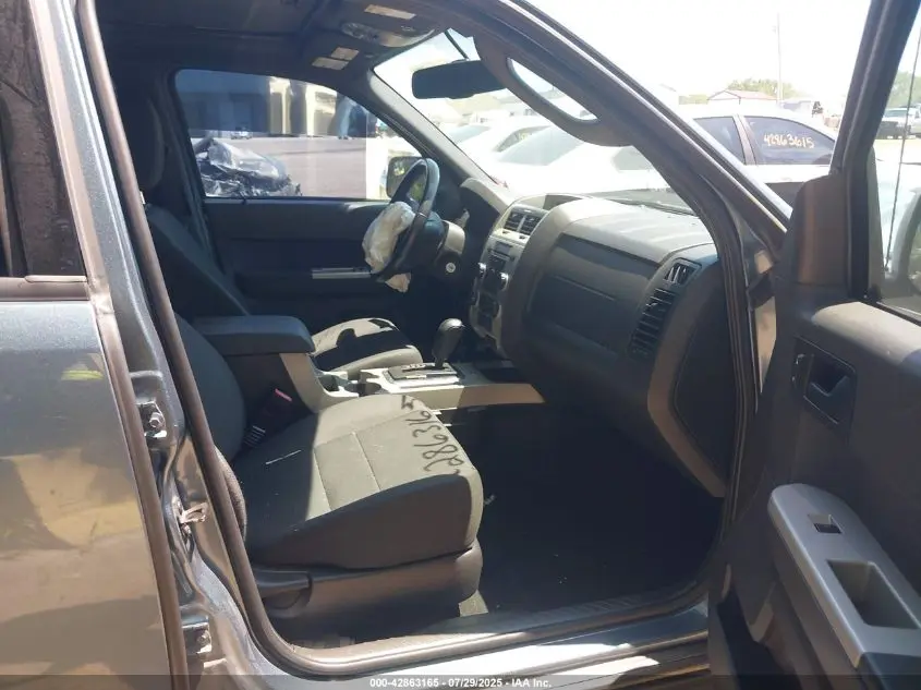 2012 FORD ESCAPE XLT