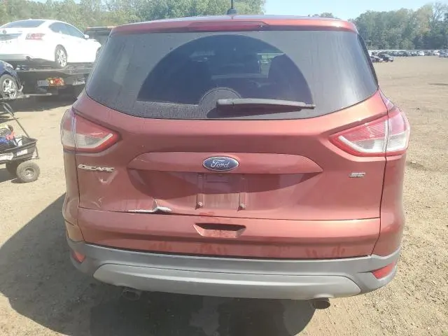 2016 FORD ESCAPE SE  
