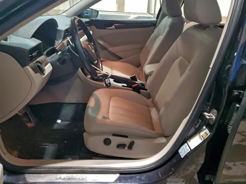 2020 VOLKSWAGEN PASSAT SEL  