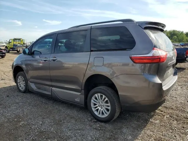2015 TOYOTA SIENNA XLE  