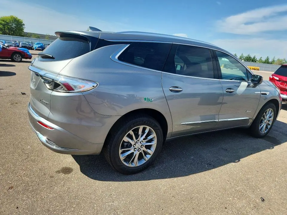 2023 BUICK ENCLAVE AVENIR  