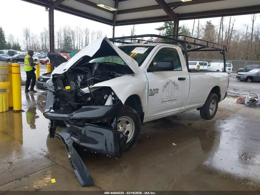 2019 RAM 1500 CLASSIC TRADESMAN  4X4 8' BOX