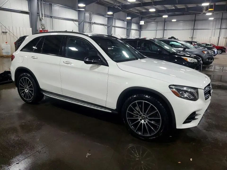 2019 MERCEDES-BENZ GLC 300  