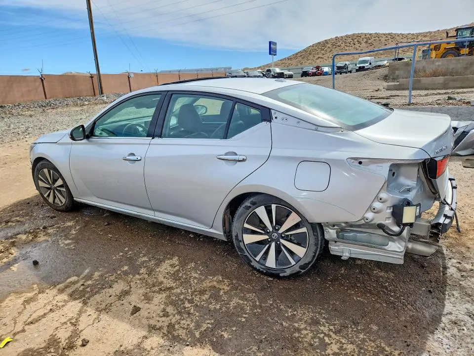 2020 NISSAN ALTIMA SL  