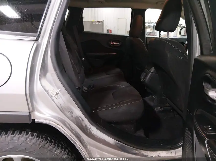 2016 JEEP CHEROKEE LATITUDE