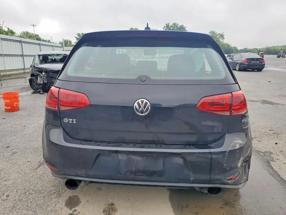 2017 VOLKSWAGEN GTI S  