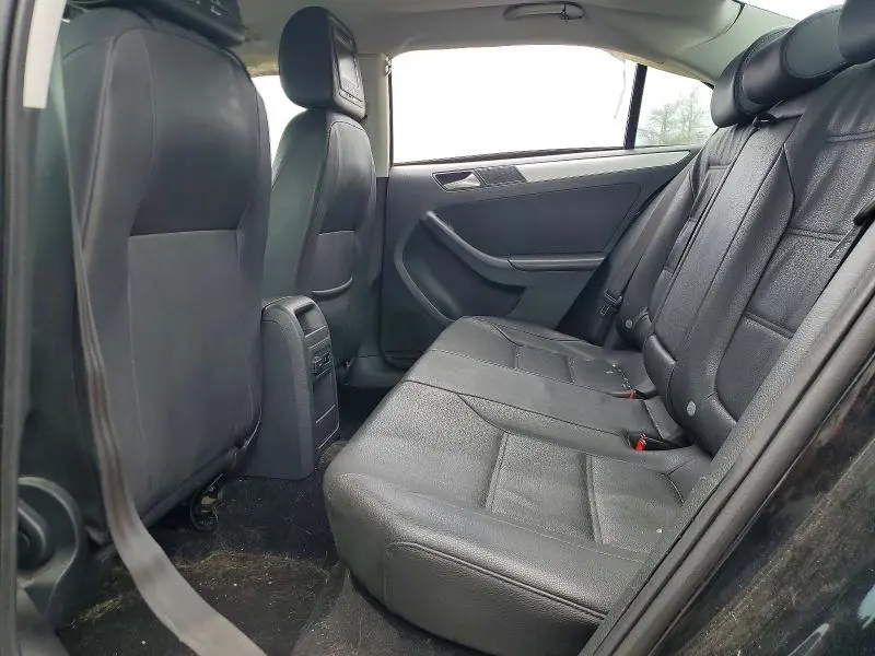 2012 VOLKSWAGEN JETTA SEL  