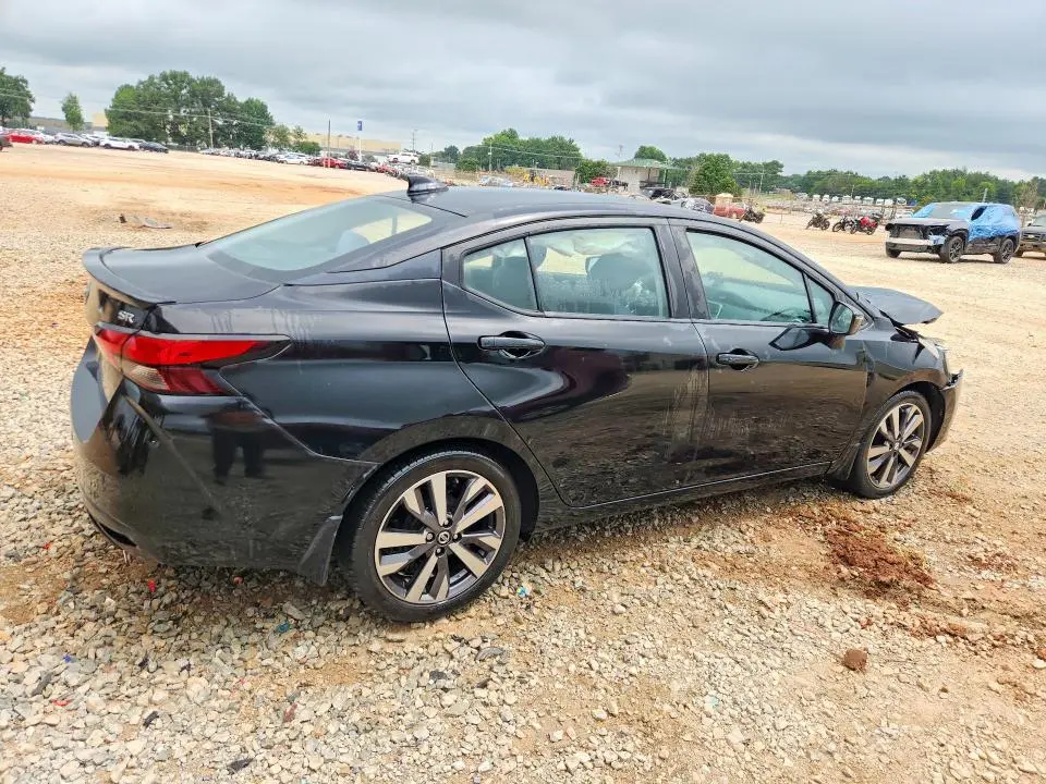 2020 NISSAN VERSA SR  