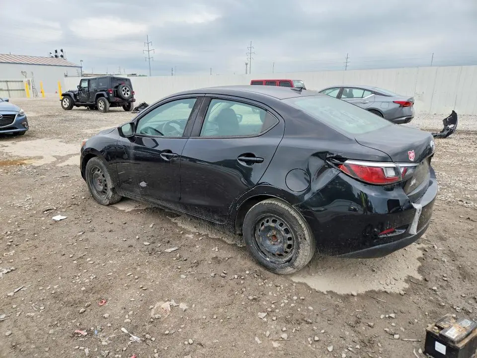 2019 TOYOTA YARIS L  