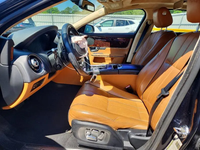 2011 JAGUAR XJL   