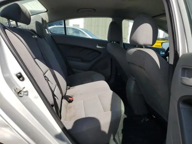 2018 KIA FORTE LX  