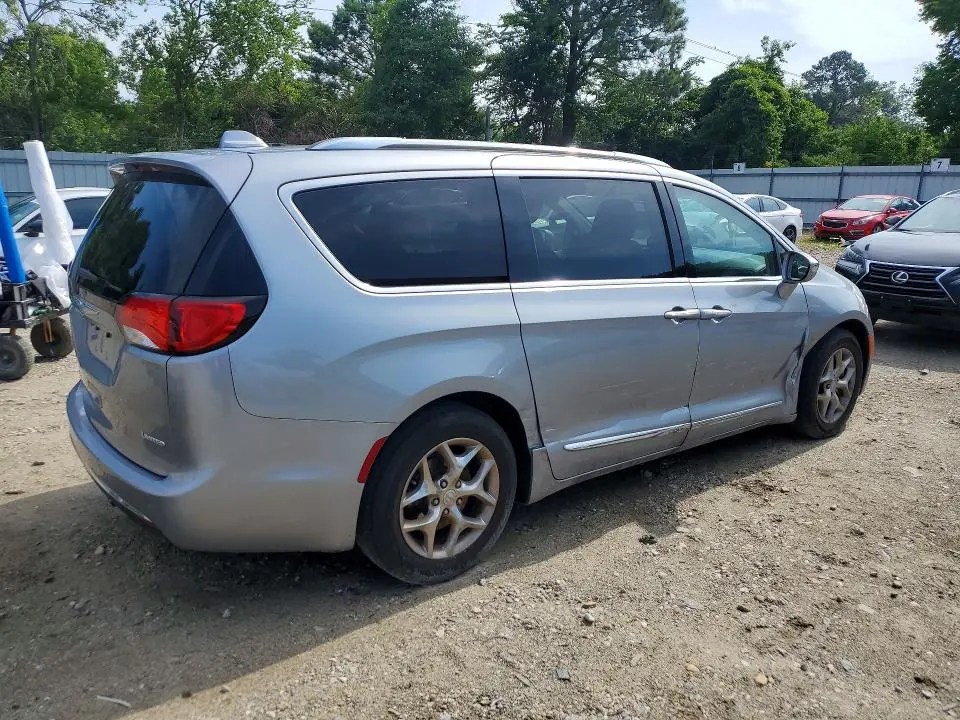 2018 CHRYSLER PACIFICA LIMITED  