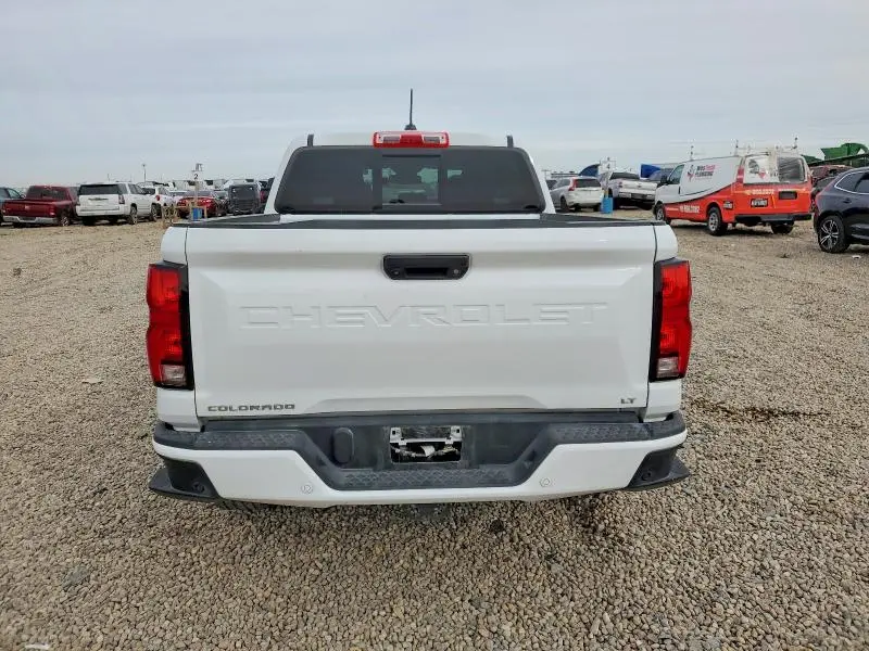 2024 CHEVROLET COLORADO LT  