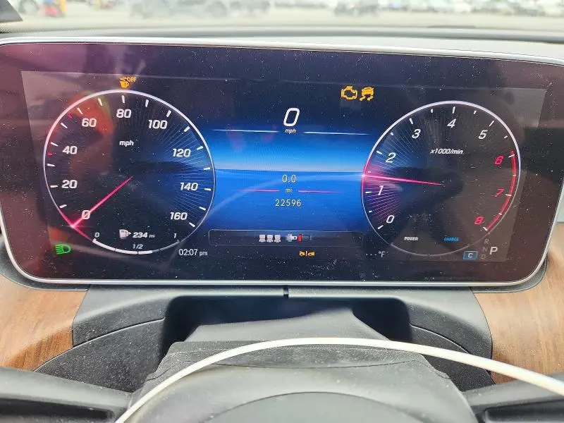 2024 MERCEDES-BENZ C 300  