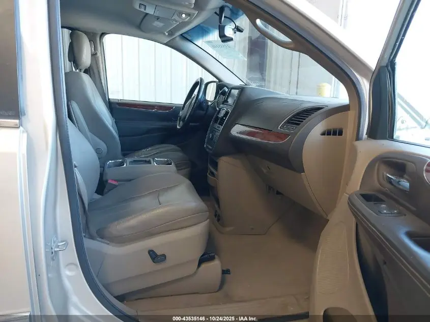 2012 CHRYSLER TOWN & COUNTRY TOURING