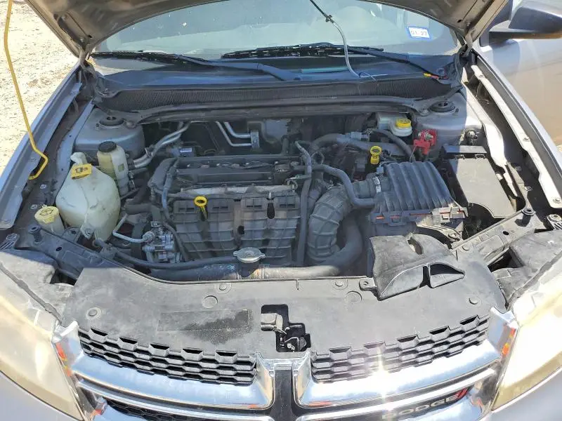 2013 DODGE AVENGER SE  