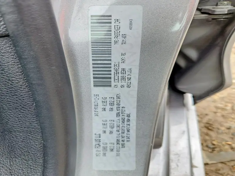 2017 CHRYSLER 200 LX  