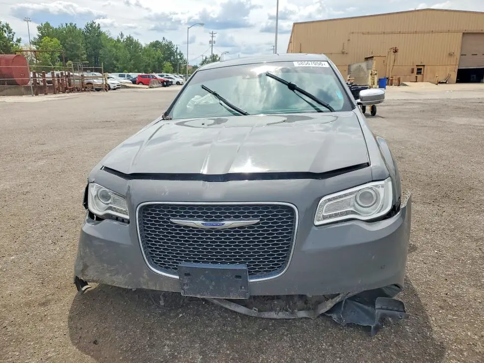 2019 CHRYSLER 300 LIMITED  