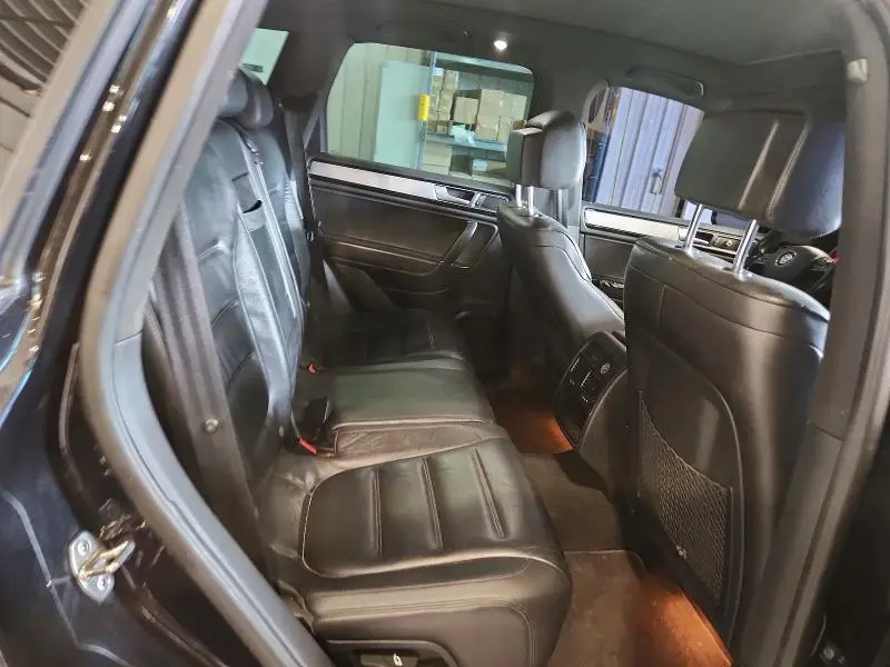 2017 VOLKSWAGEN TOUAREG WOLFSBURG  