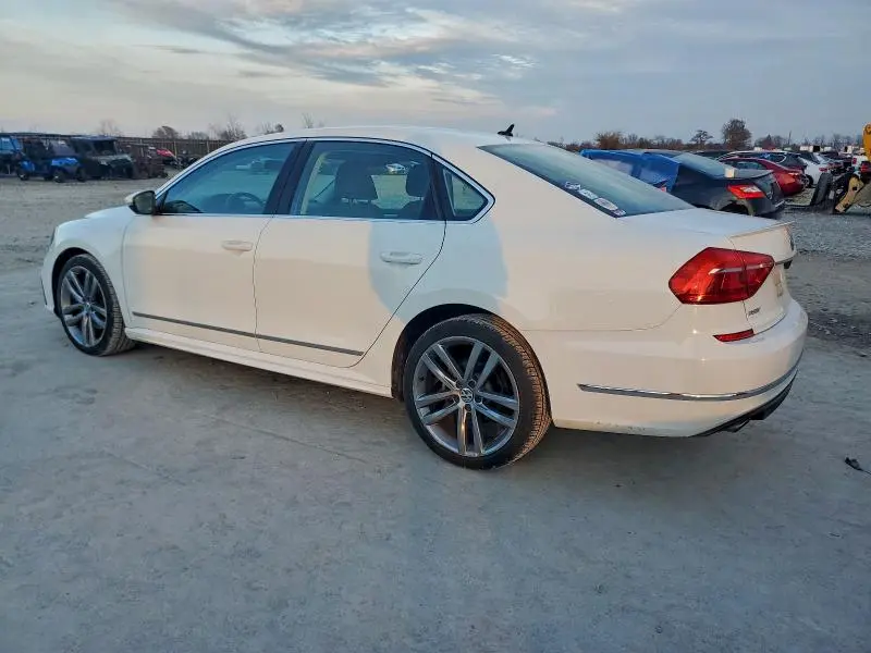 2016 VOLKSWAGEN PASSAT S  