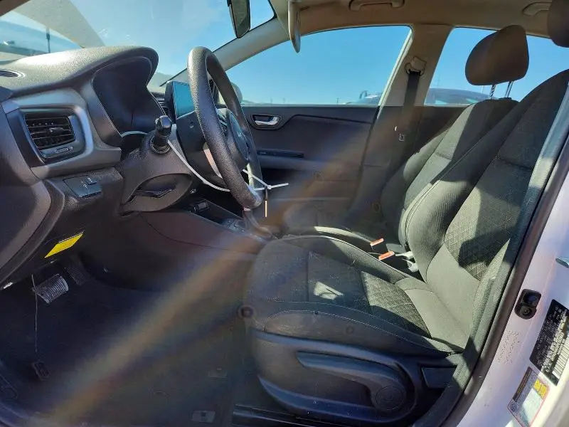 2023 KIA RIO LX  