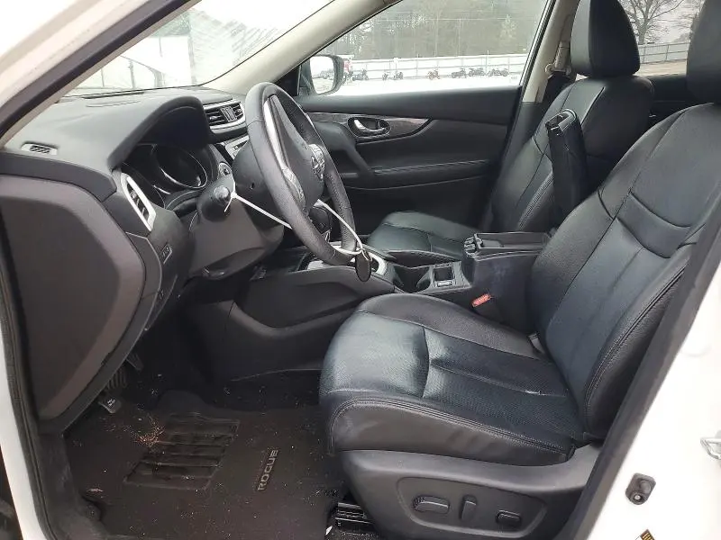 2016 NISSAN ROGUE SL  