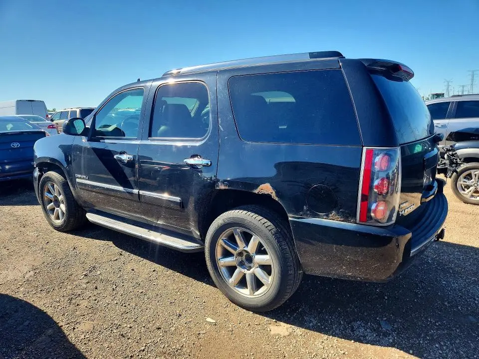 2011 GMC YUKON DENALI  
