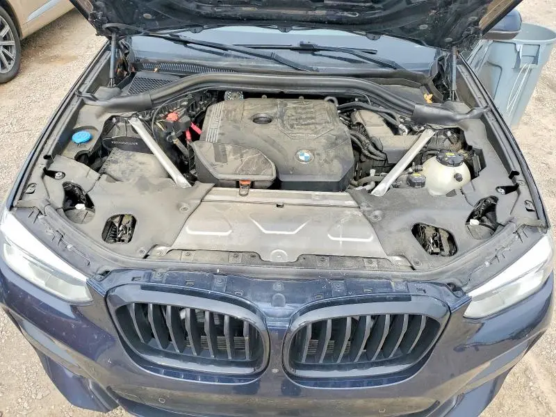 2021 BMW X4   