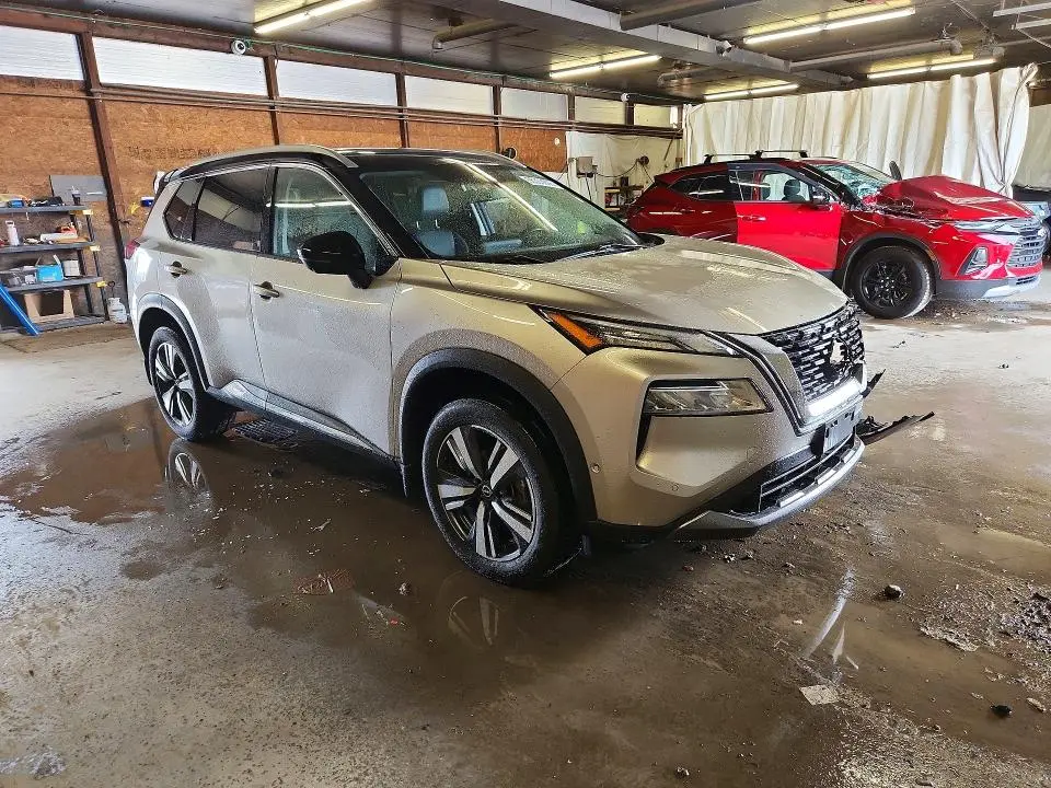 2023 NISSAN ROGUE SL  
