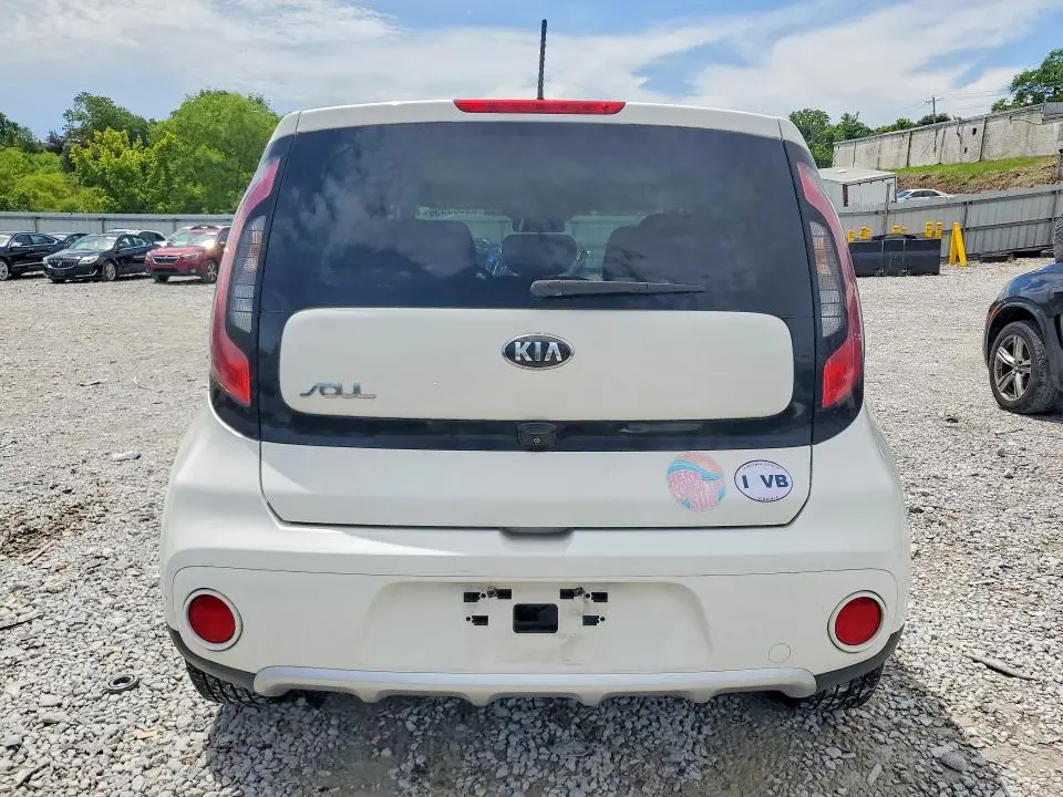 2018 KIA SOUL +  