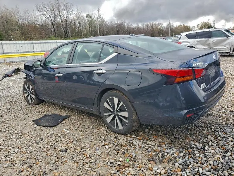 2021 NISSAN ALTIMA SV  