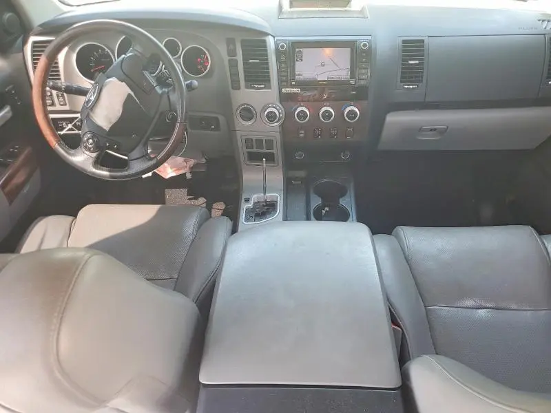 2013 TOYOTA TUNDRA PLATINUM  