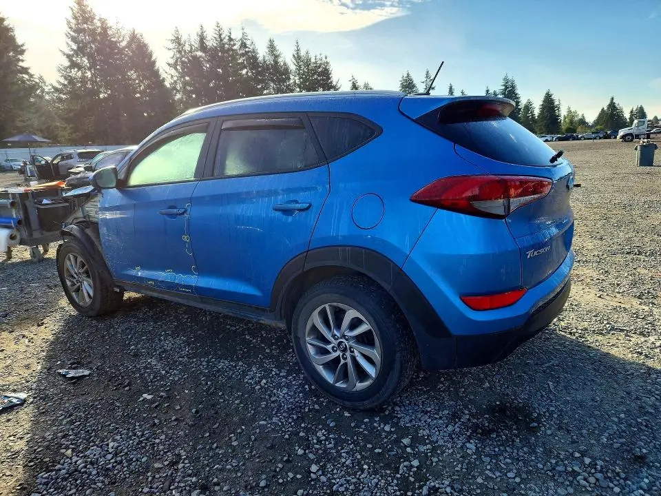 2016 HYUNDAI TUCSON SE  