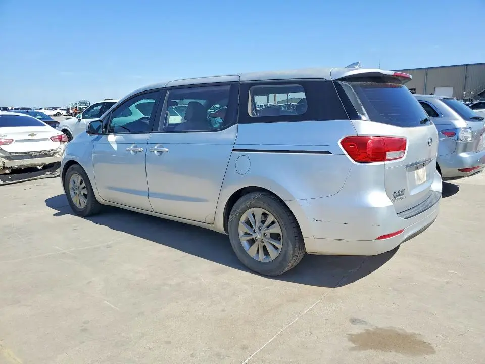 2017 KIA SEDONA L  