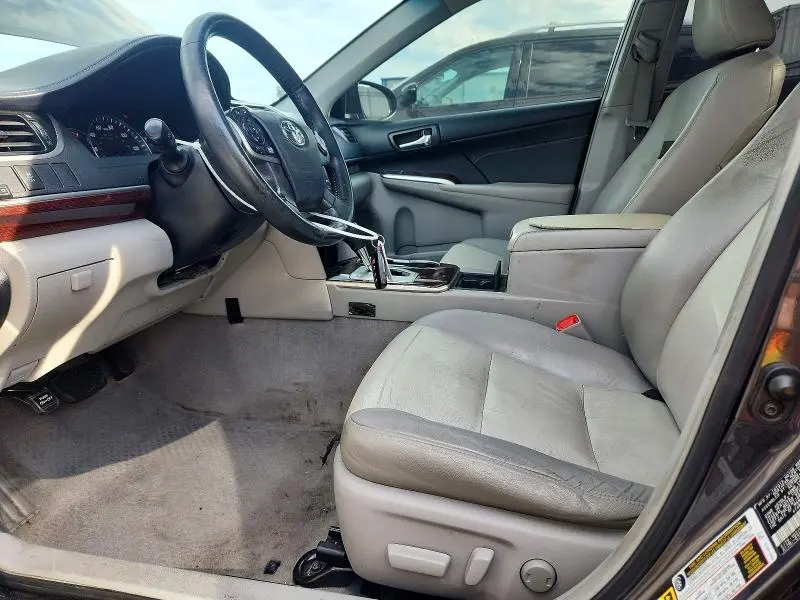 2014 TOYOTA CAMRY XLE  