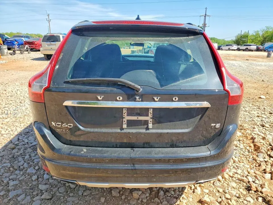 2016 VOLVO XC60 T5  