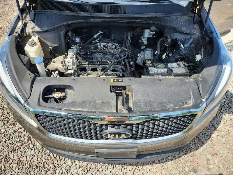 2016 KIA SORENTO LX  