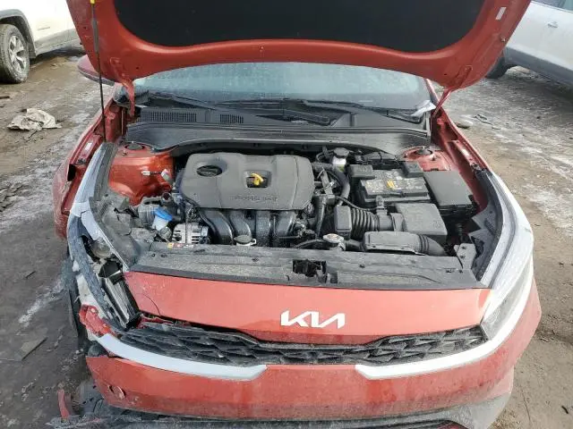 2023 KIA FORTE LX  