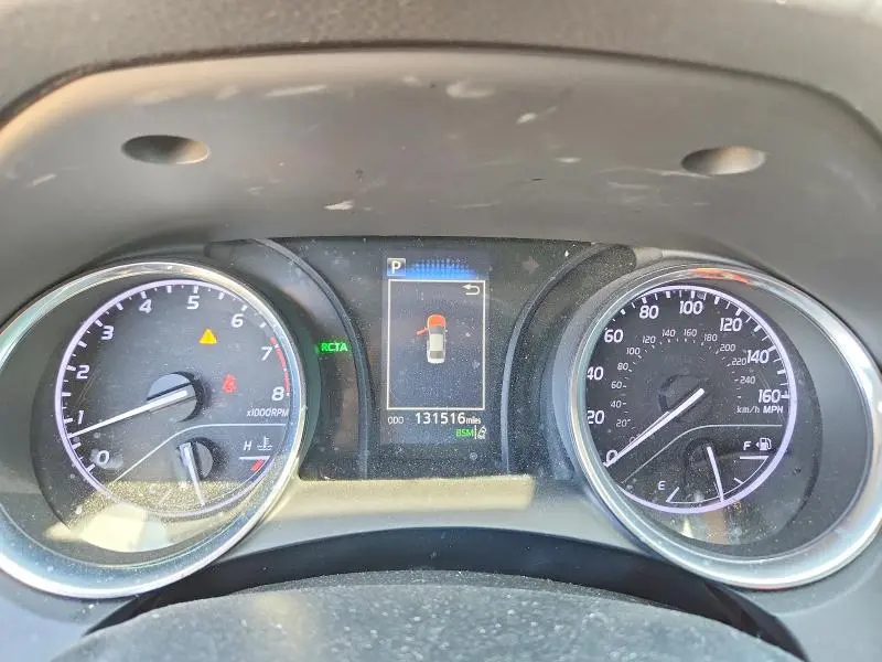 2019 TOYOTA CAMRY SE  