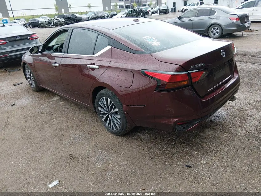 2024 NISSAN ALTIMA SV FWD
