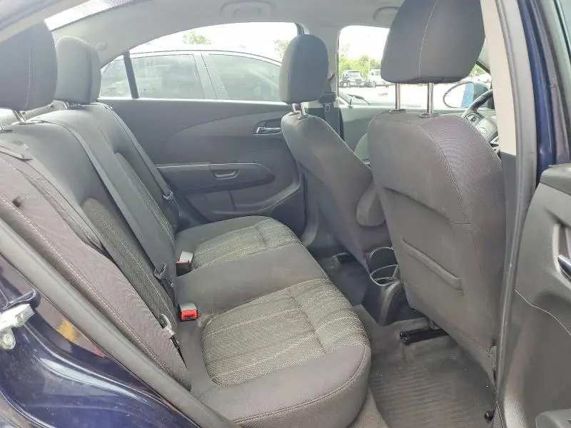 2015 CHEVROLET SONIC LT  