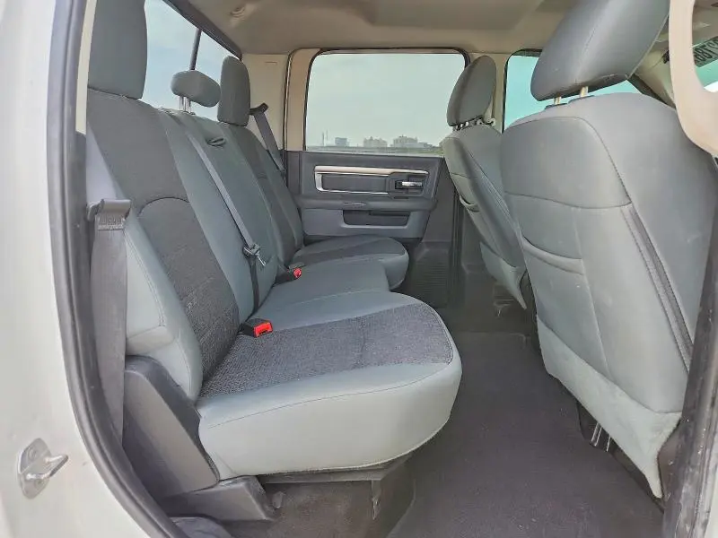 2016 RAM 3500 SLT  