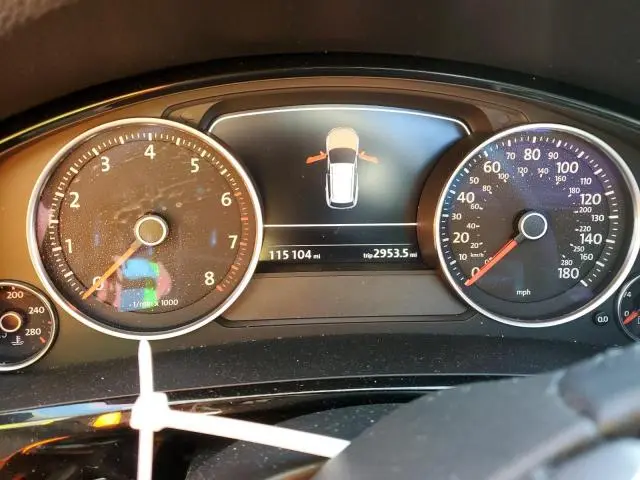 2014 VOLKSWAGEN TOUAREG V6  